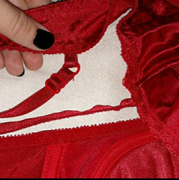 Padded Bra Women's Red 36 B Silky Feeling lingerie - Picture 6 of 6